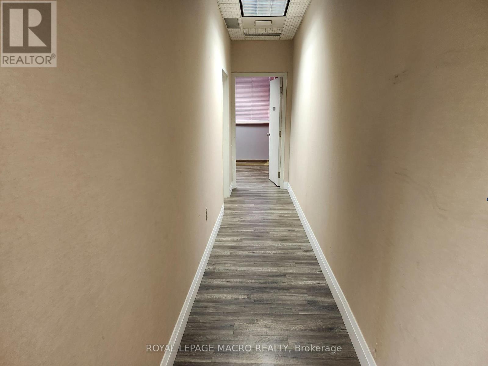 4365 Queen Street, Niagara Falls, Ontario  L2E 2K9 - Photo 21 - X12496828