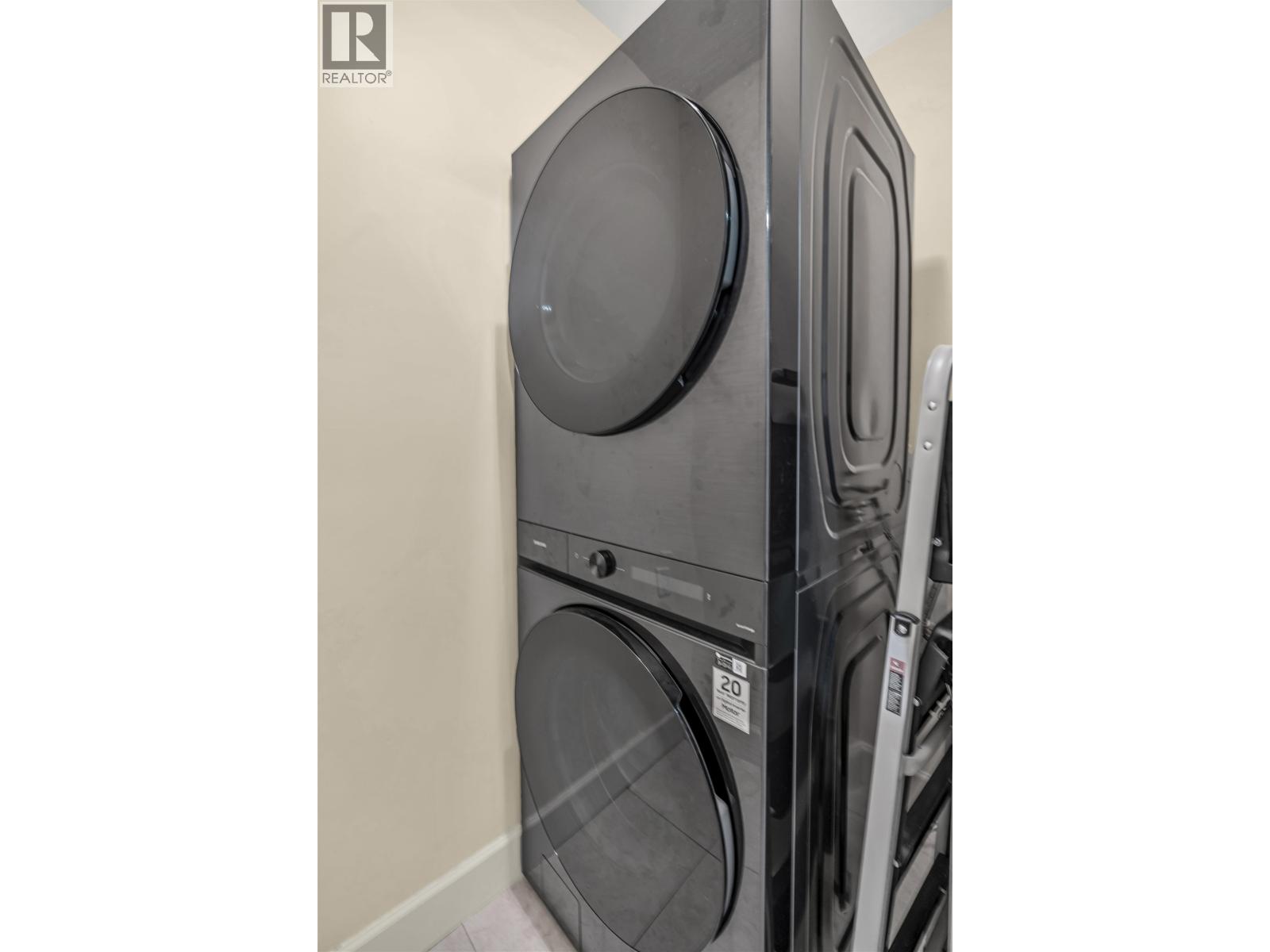 8 3139 Smith Avenue, Burnaby, British Columbia  V5G 2S8 - Photo 38 - R3063596