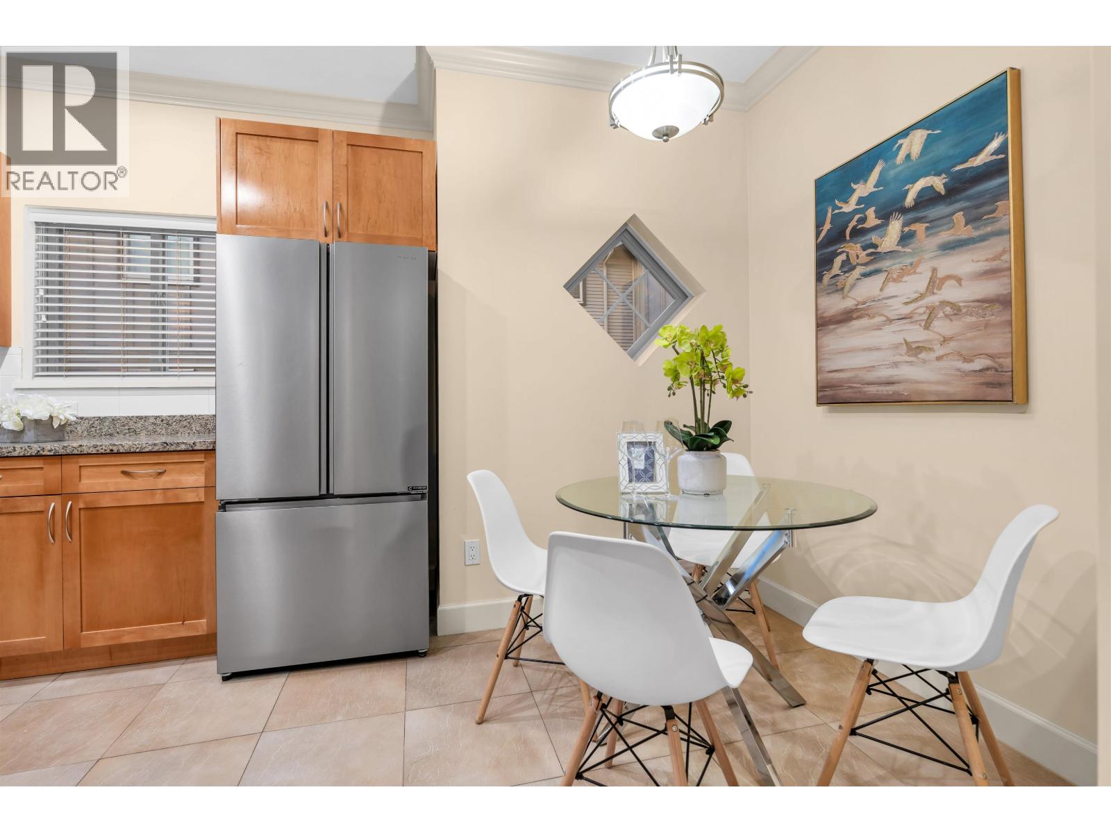 8 3139 Smith Avenue, Burnaby, British Columbia  V5G 2S8 - Photo 9 - R3063596