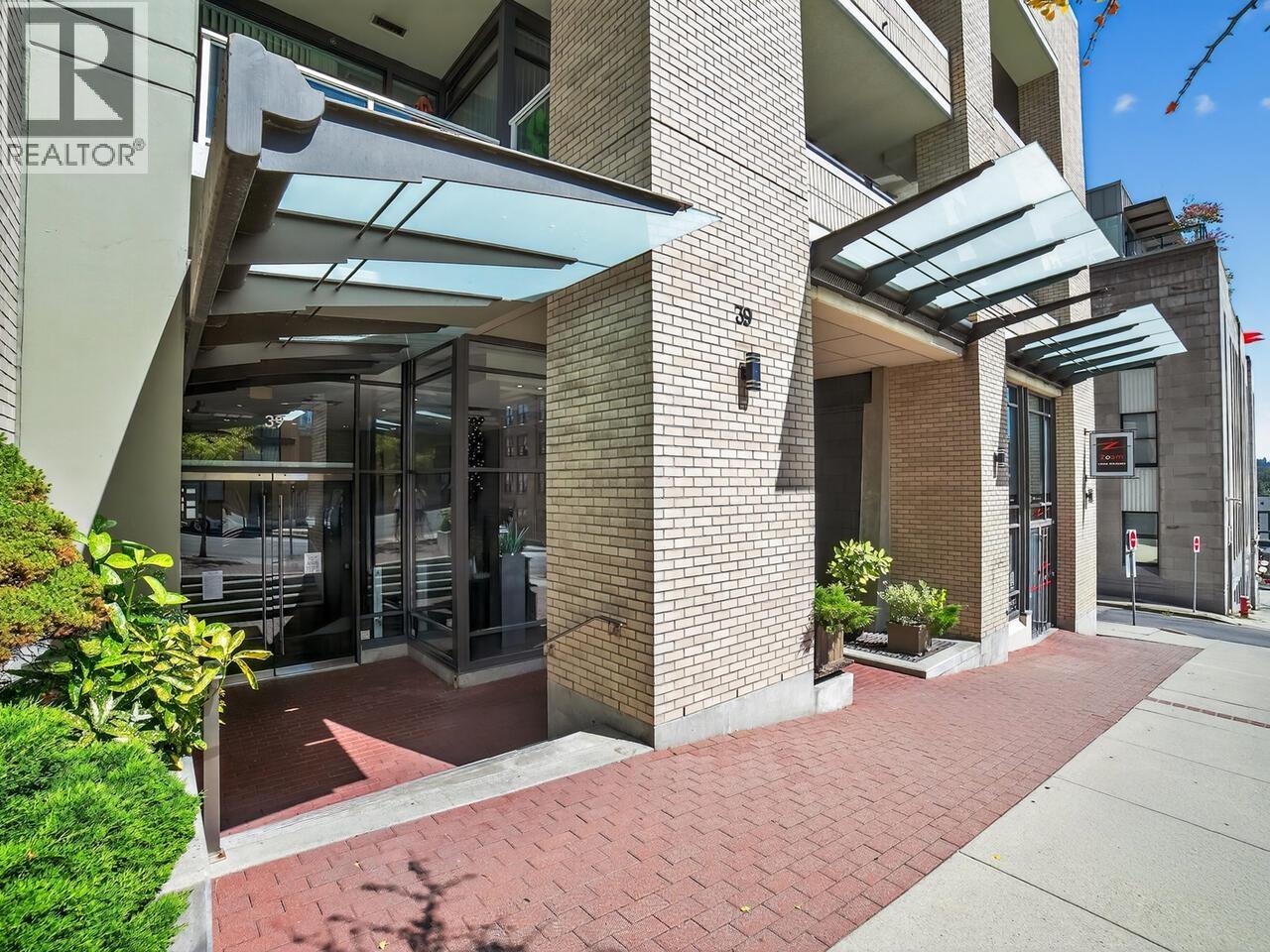 704 39 Sixth Street, New Westminster, British Columbia  V3L 0B3 - Photo 5 - R3063608