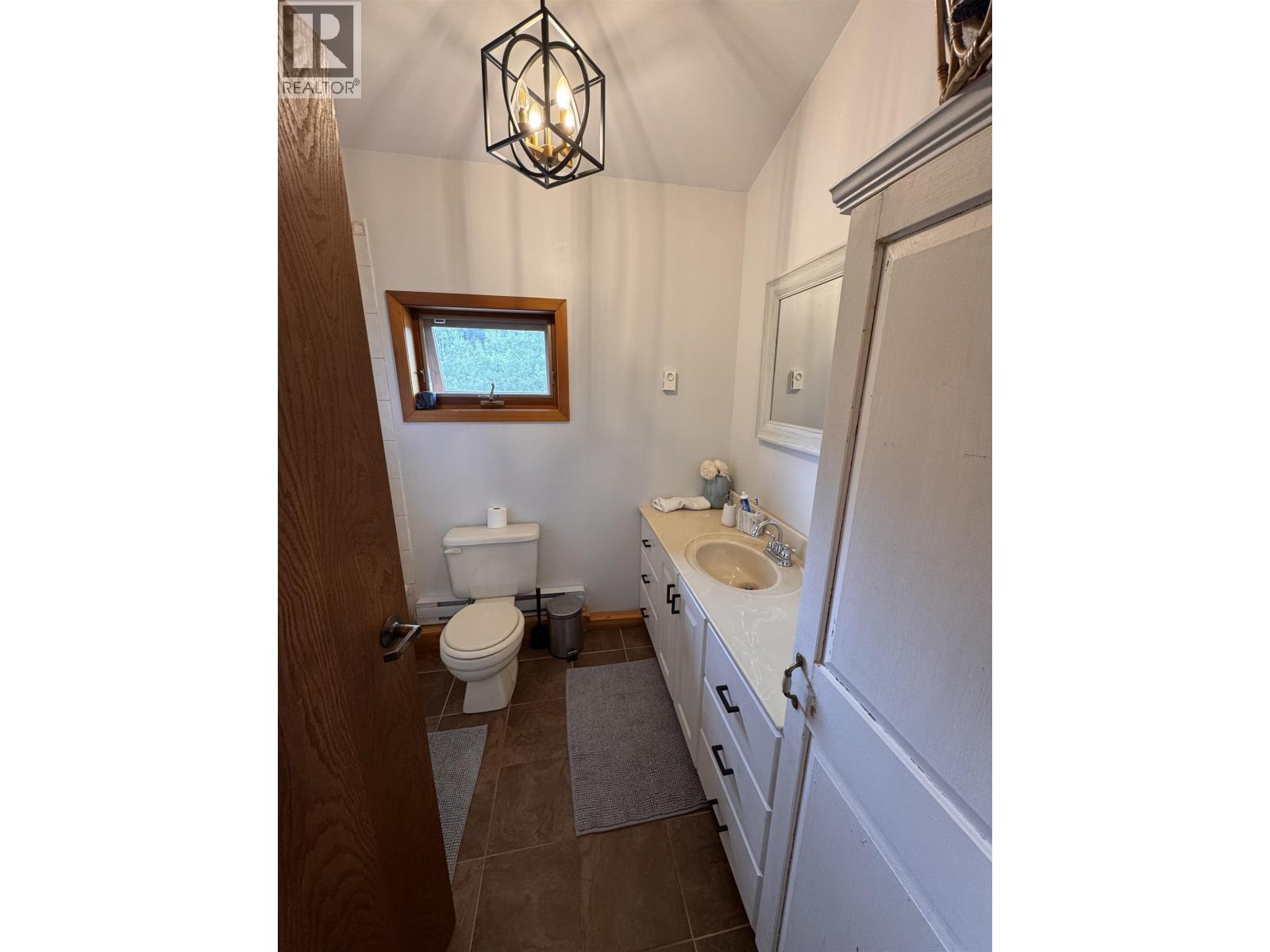 6796 Tatlayoko Road, Chilcotin, British Columbia  V0L 1W0 - Photo 17 - R3063565