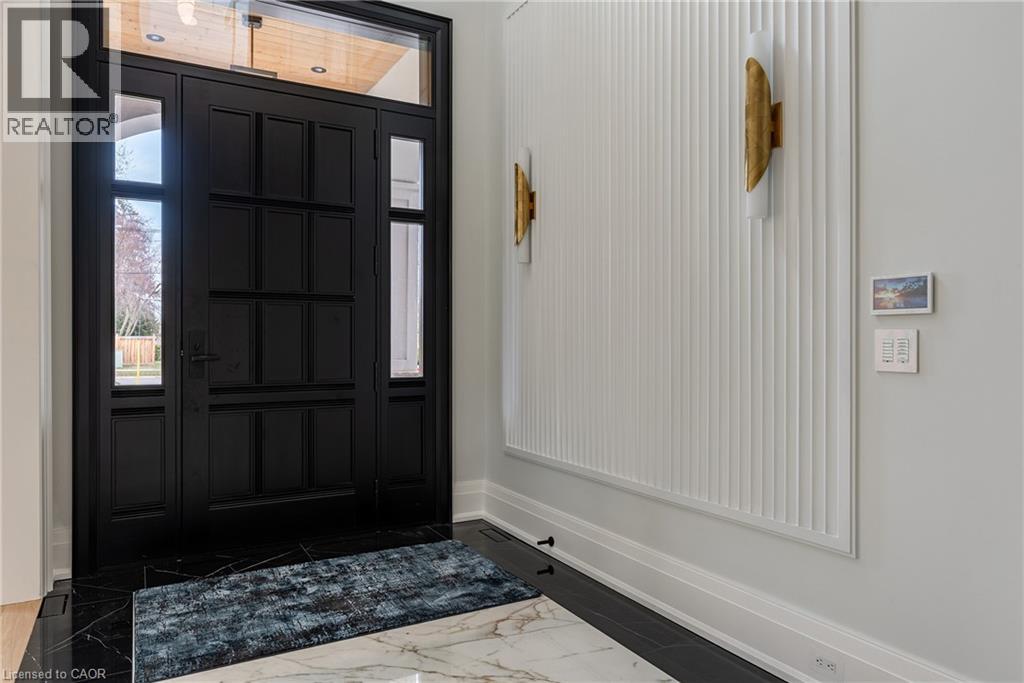 556 Fourth Line, Oakville, Ontario  L6L 5A7 - Photo 3 - 40759589