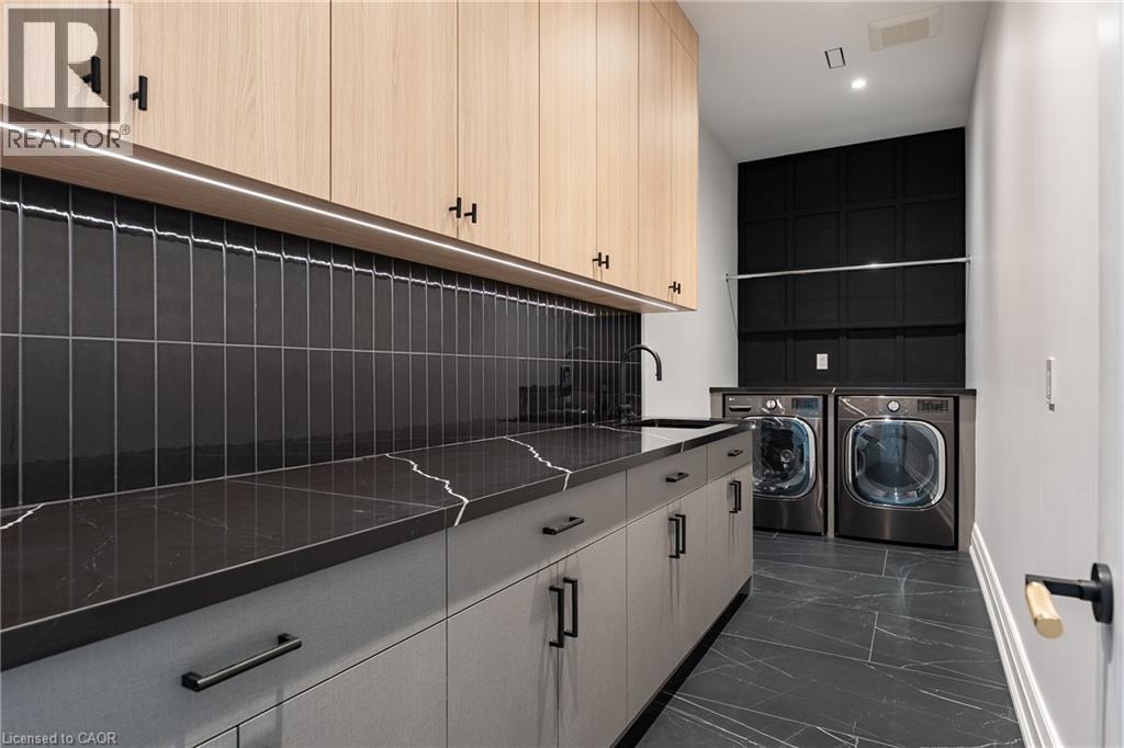 556 Fourth Line, Oakville, Ontario  L6L 5A7 - Photo 32 - 40759589