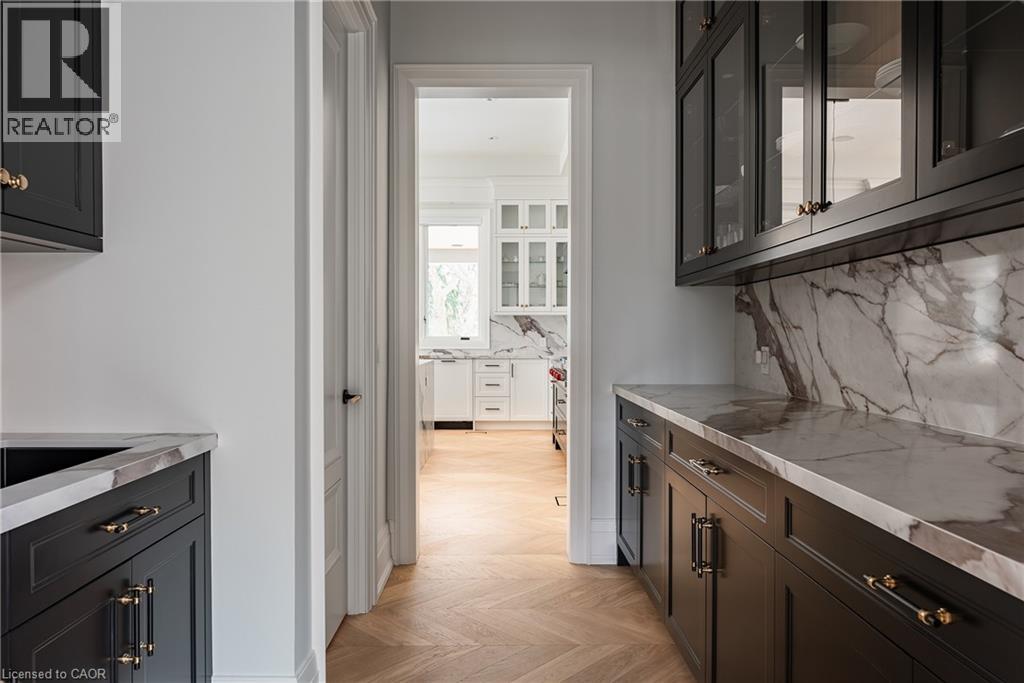 556 Fourth Line, Oakville, Ontario  L6L 5A7 - Photo 6 - 40759589