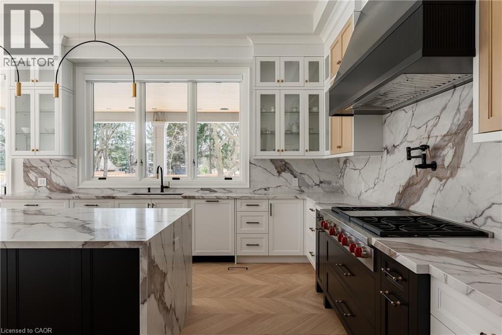 556 Fourth Line, Oakville, Ontario  L6L 5A7 - Photo 10 - 40759589