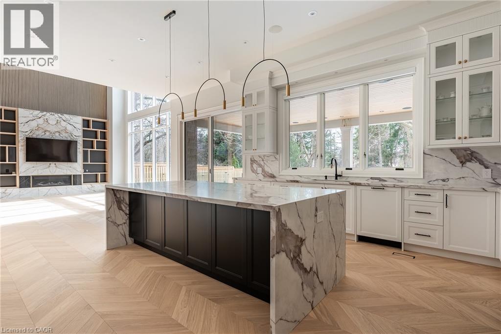 556 Fourth Line, Oakville, Ontario  L6L 5A7 - Photo 11 - 40759589