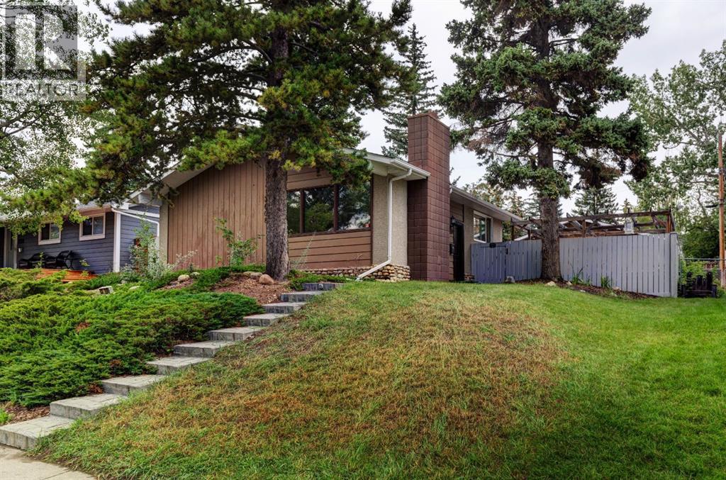 3608 58 Avenue Sw, Calgary, Alberta T3E 5H6 - Photo 1 - A2252662