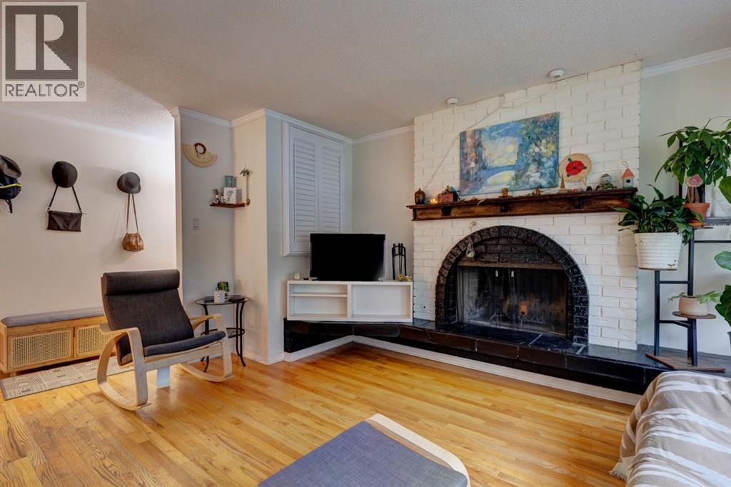 3608 58 Avenue Sw, Calgary, Alberta T3E 5H6 - Photo 5 - A2252662