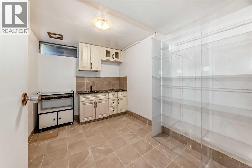 79 Bermuda Drive Nw, Calgary, Alberta  T3K 1H5 - Photo 23 - A2257528