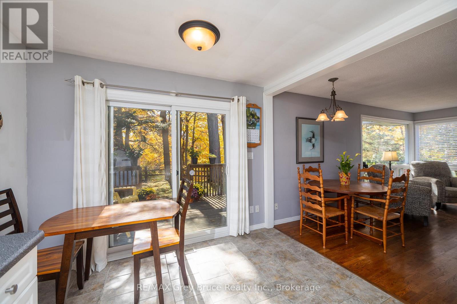 242 6th Avenue E, Owen Sound, Ontario  N4K 2T3 - Photo 10 - X12496874