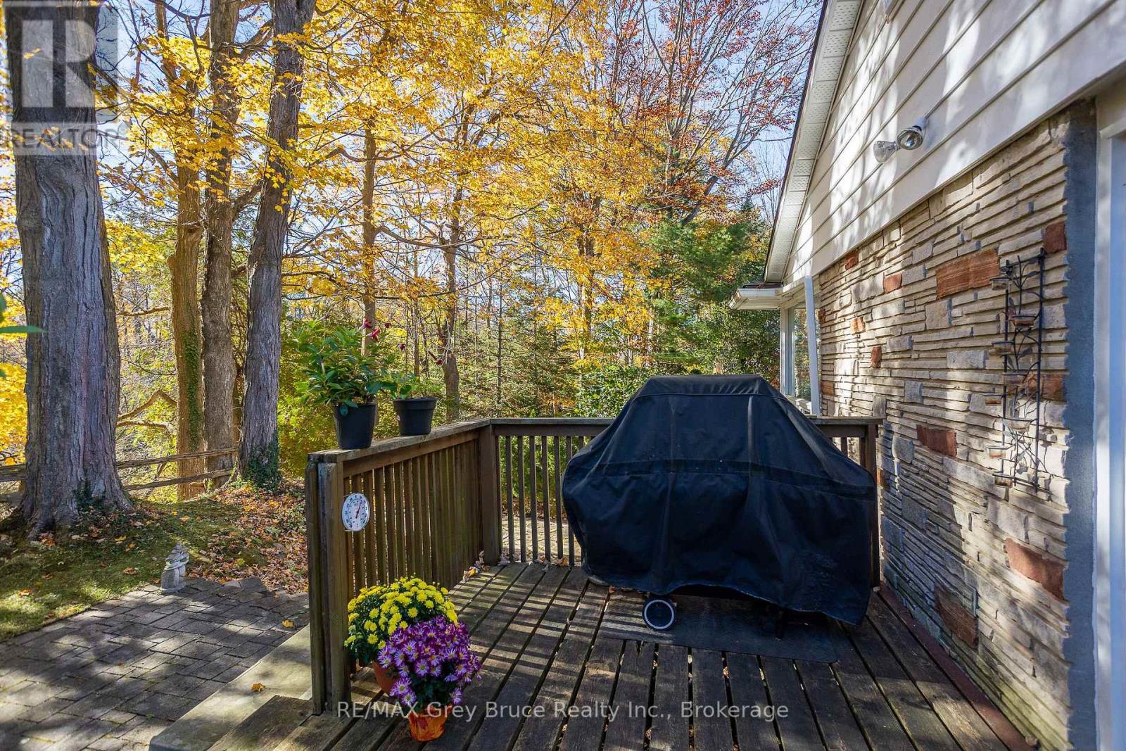 242 6th Avenue E, Owen Sound, Ontario  N4K 2T3 - Photo 40 - X12496874