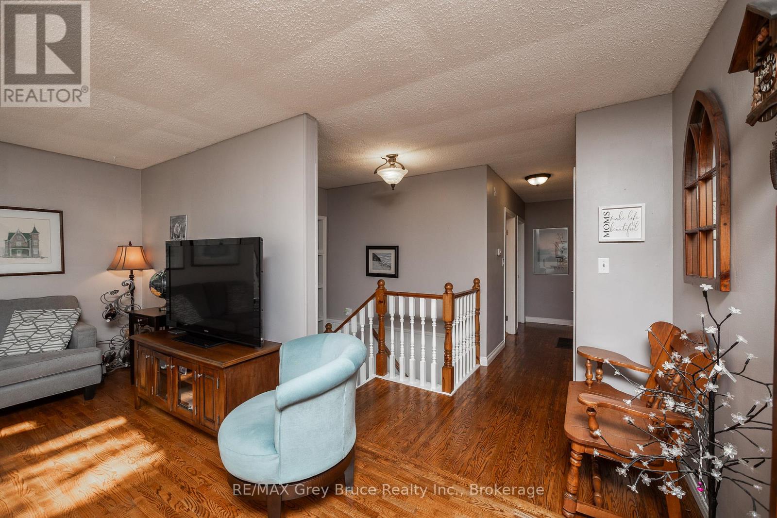 242 6th Avenue E, Owen Sound, Ontario  N4K 2T3 - Photo 5 - X12496874