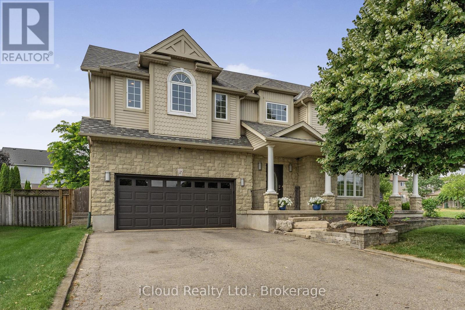 2 REDFERN STREET, Orangeville, Ontario