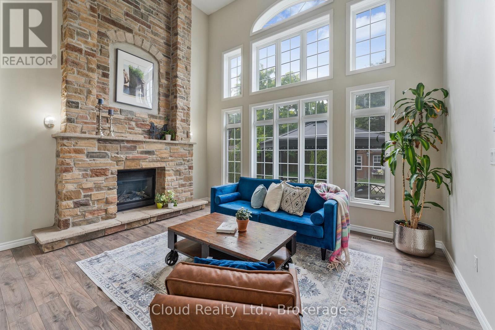 2 Redfern Street, Orangeville, Ontario L9W 5C8 - Photo 13 - W12310125