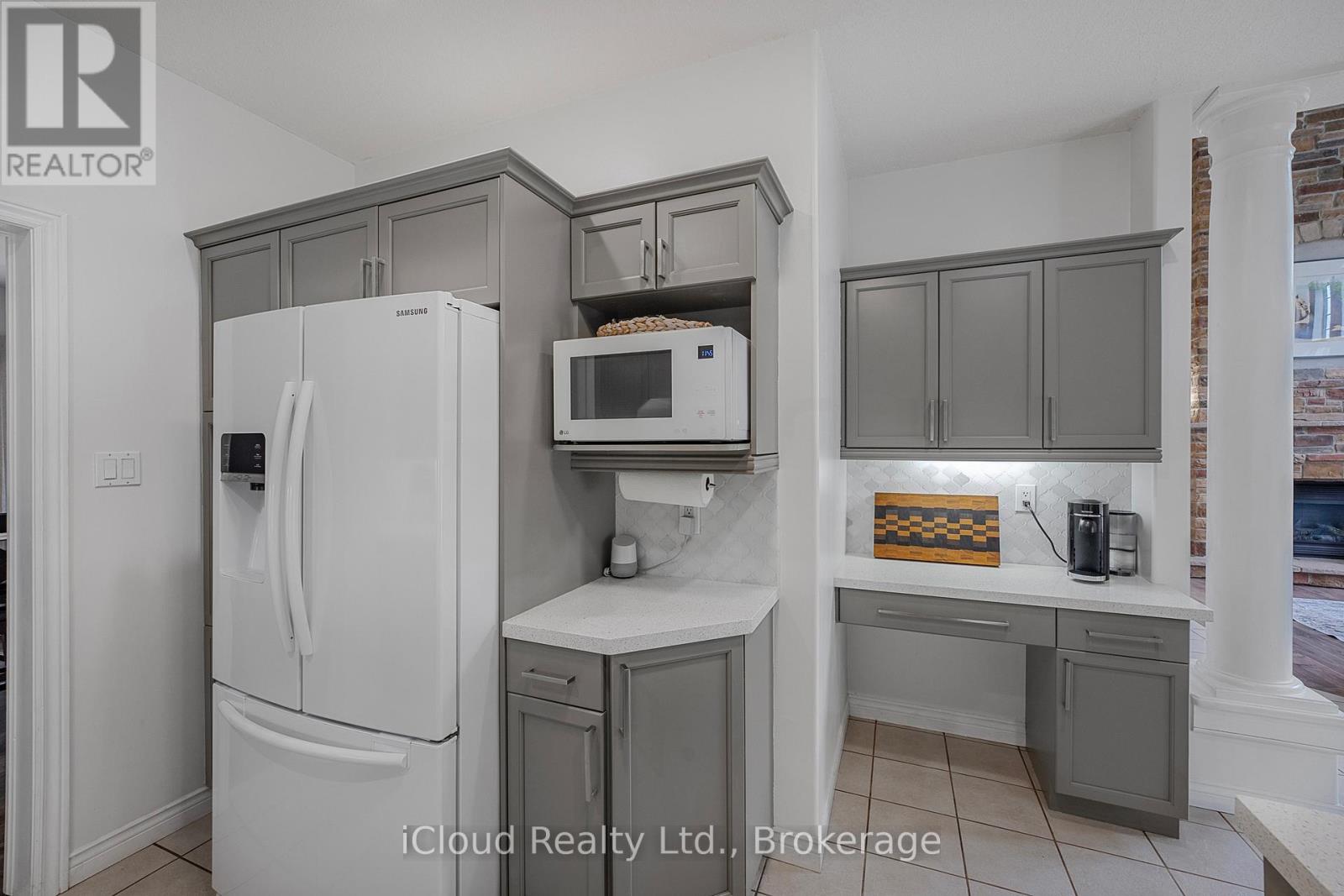 2 Redfern Street, Orangeville, Ontario L9W 5C8 - Photo 20 - W12310125