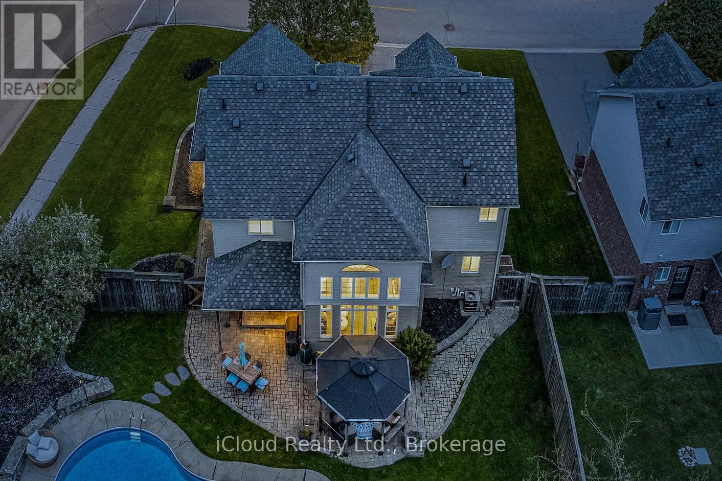 2 Redfern Street, Orangeville, Ontario L9W 5C8 - Photo 4 - W12310125