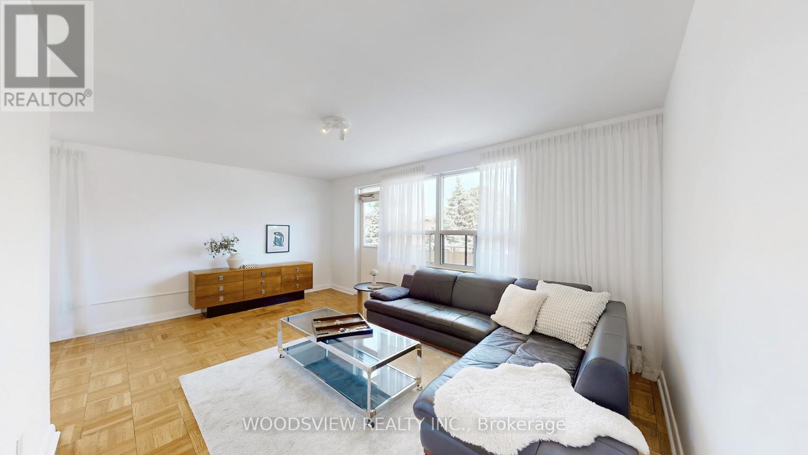 9 - 554 HARVIE AVENUE, Toronto, Ontario