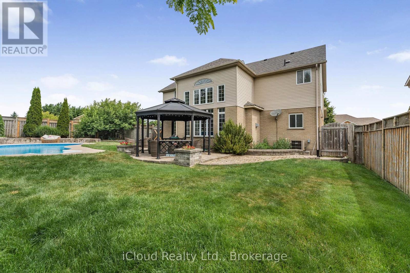 2 Redfern Street, Orangeville, Ontario L9W 5C8 - Photo 9 - W12310125