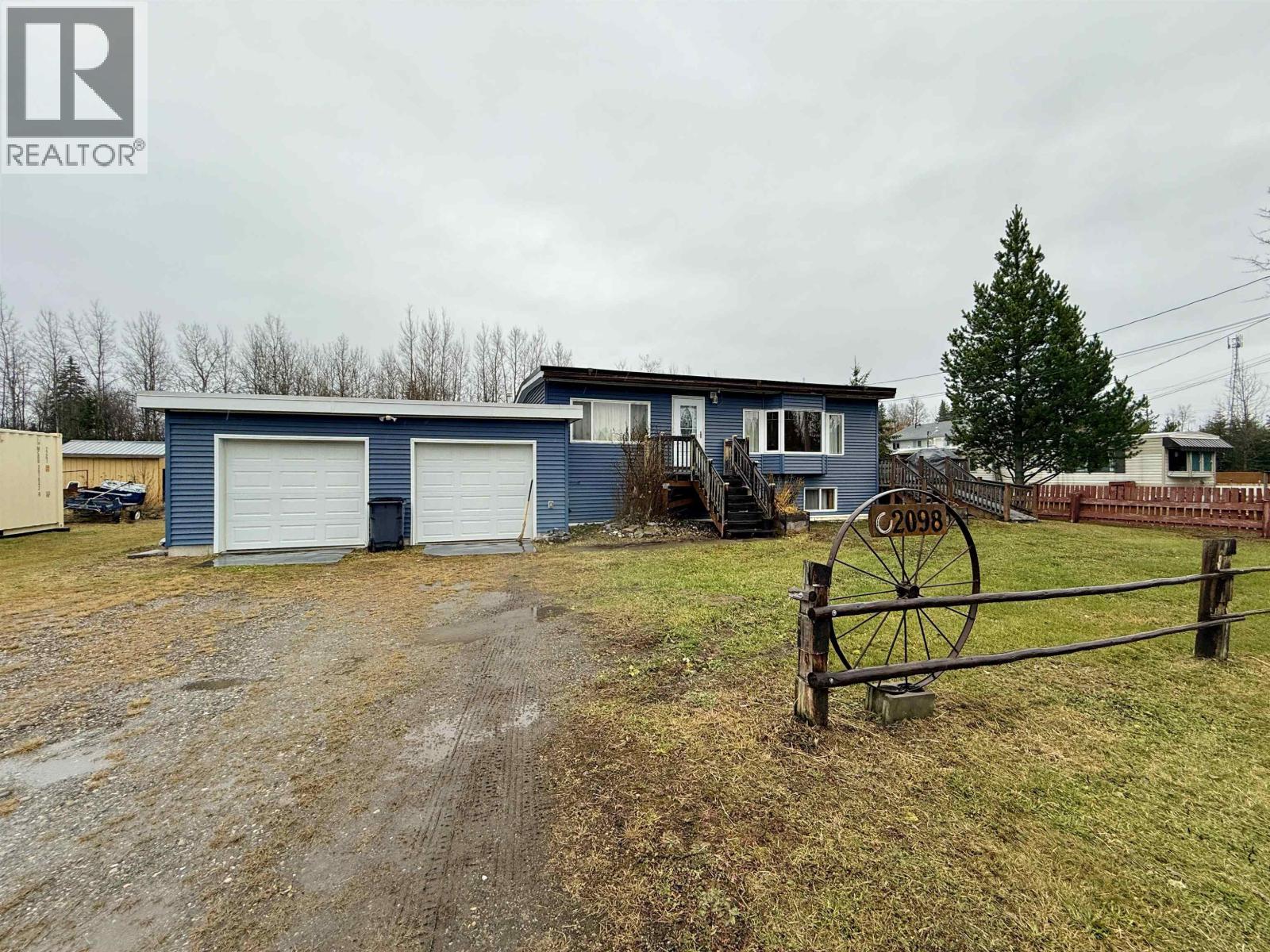 2098 E MCLAREN ROAD, Prince George, British Columbia