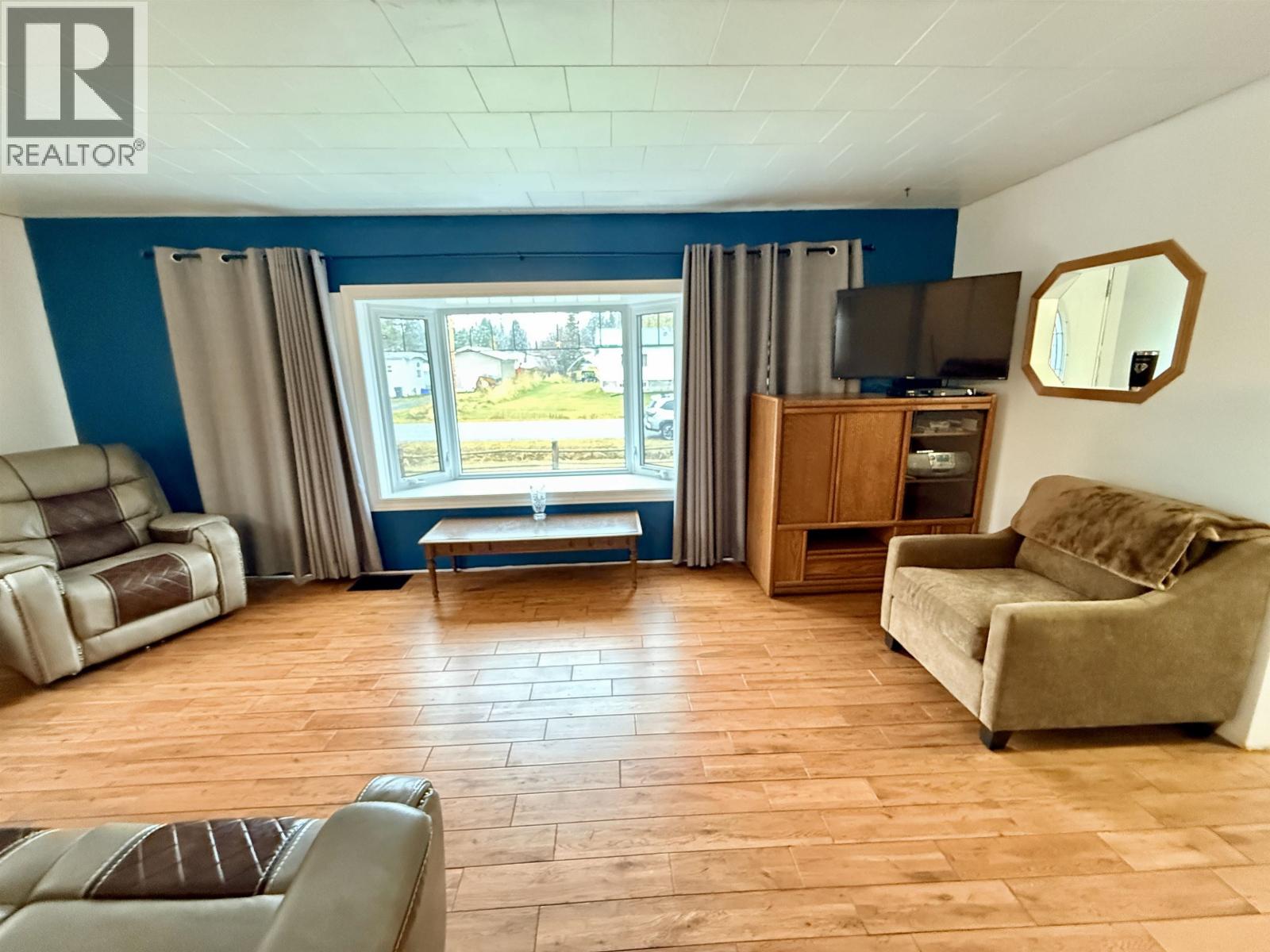 2098 E Mclaren Road, Prince George, British Columbia  V2N 6T9 - Photo 11 - R3063619