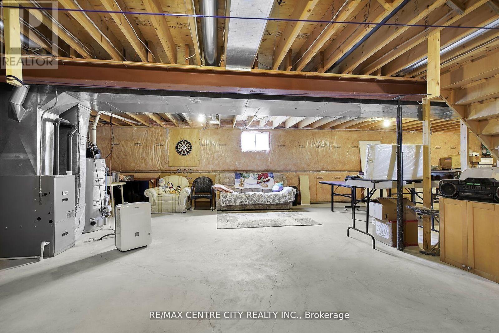 1307 Nicole Avenue, London North, Ontario  N5X 4M7 - Photo 32 - X12485138