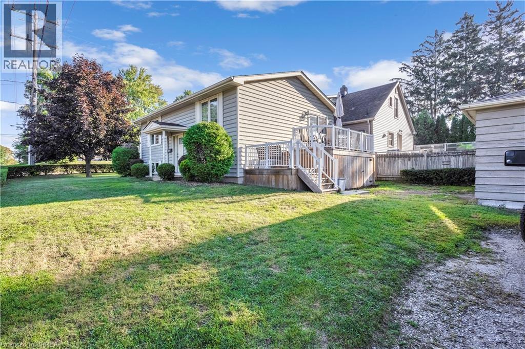 11 Fourth Avenue, Brantford, Ontario  N3S 7T9 - Photo 3 - 40778691