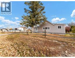 17 2 Street W, Schuler, Ca