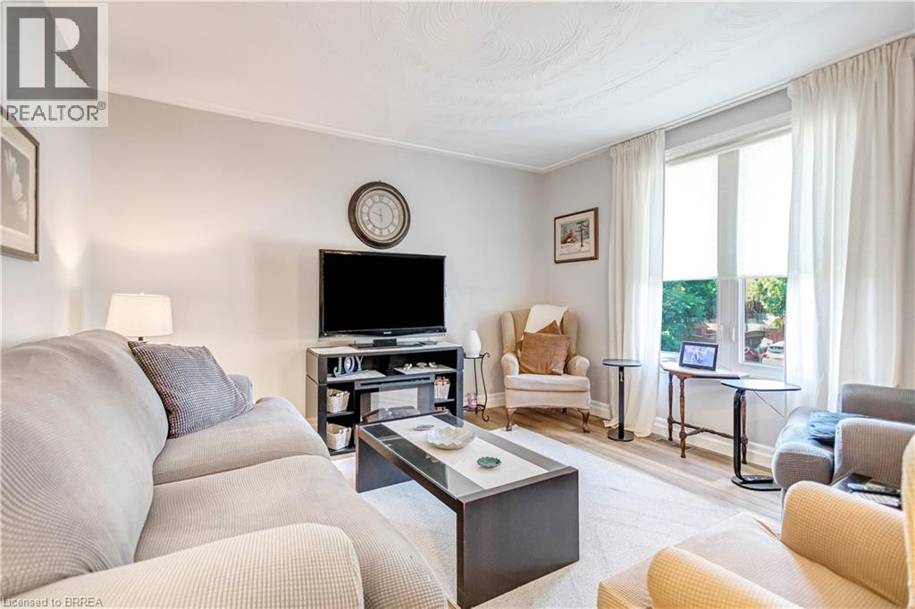 11 Fourth Avenue, Brantford, Ontario  N3S 7T9 - Photo 5 - 40778691