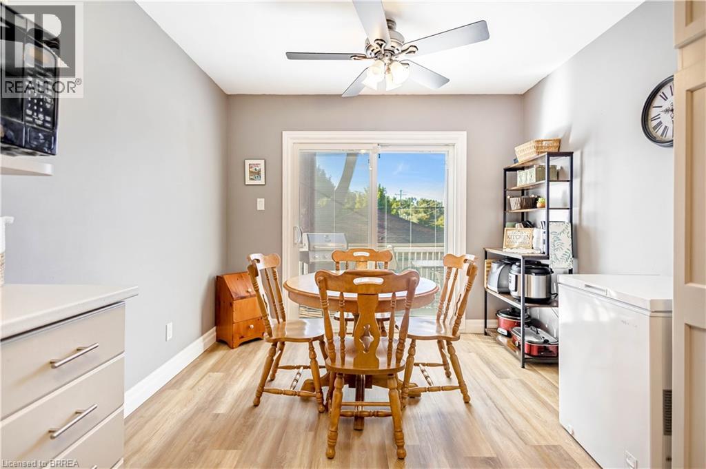 11 Fourth Avenue, Brantford, Ontario  N3S 7T9 - Photo 9 - 40778691