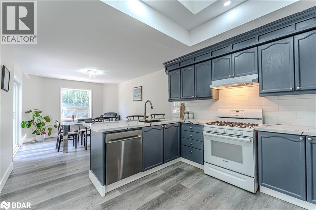 29 Silver Birch Avenue, Wasaga Beach, Ontario L9Z 1B7 - Photo 6 - 40779216