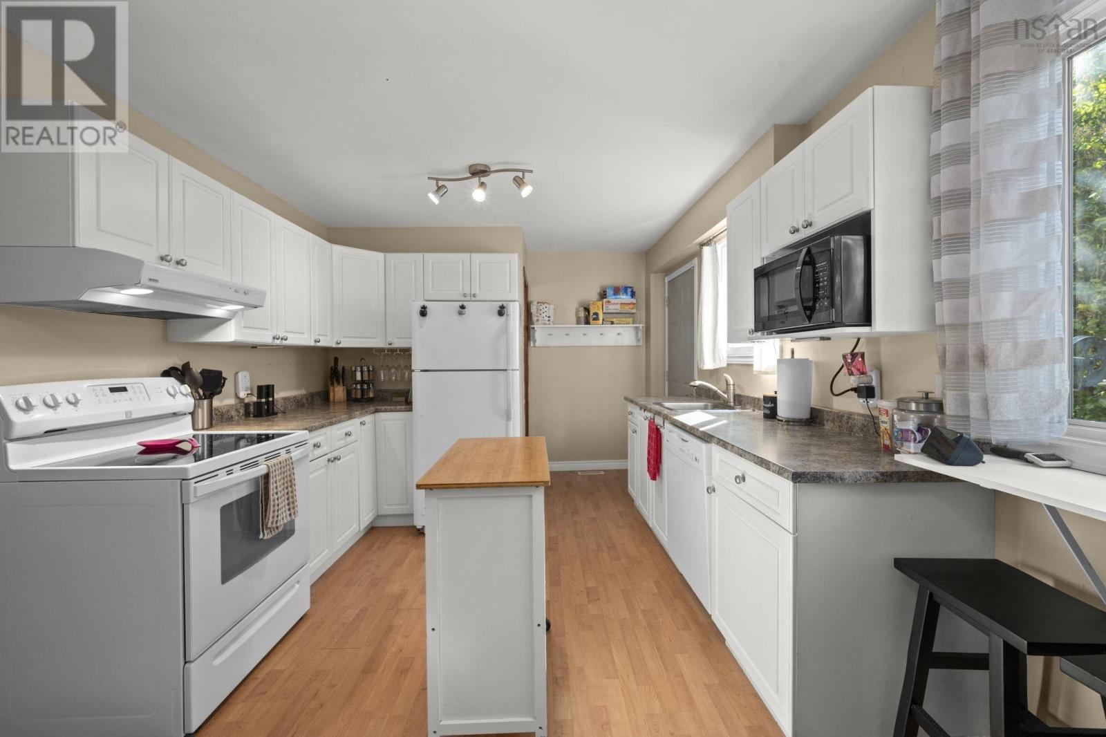 26 Steeves Court, Lower Sackville, Nova Scotia  B4C 1K4 - Photo 18 - 202526210