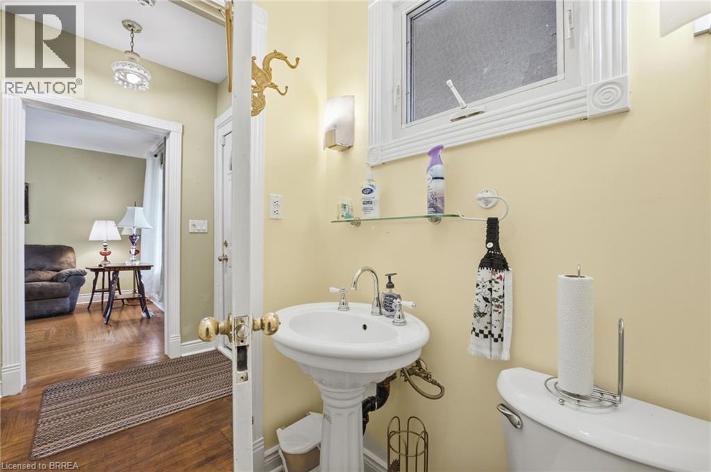 6 Strathcona Avenue, Brantford, Ontario  N3S 1T3 - Photo 13 - 40780929