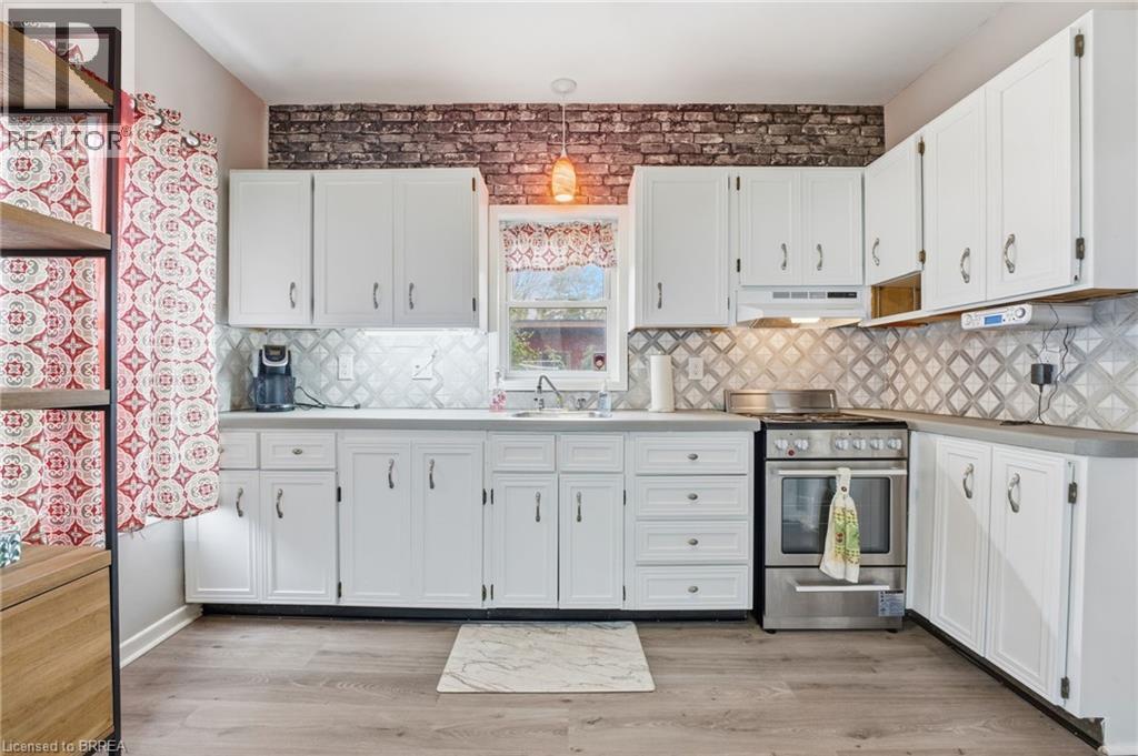 6 Strathcona Avenue, Brantford, Ontario  N3S 1T3 - Photo 10 - 40780929