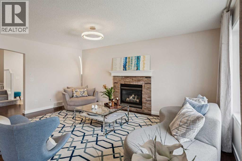 171 Everhollow Way Sw, Calgary, Alberta  T2Y 4R7 - Photo 6 - A2264818
