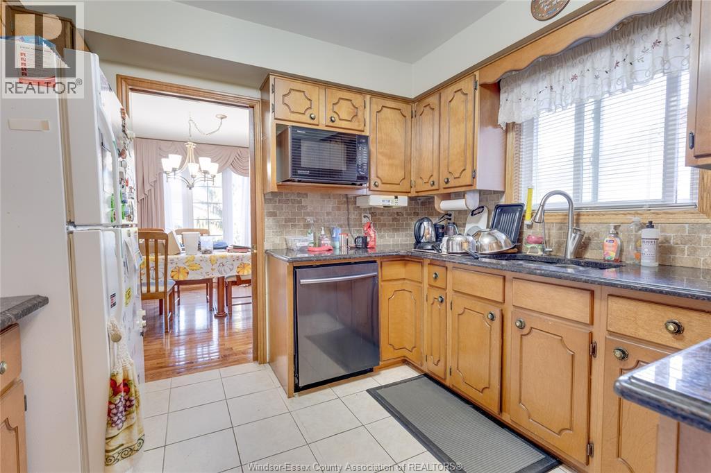 549 Estate Park, Tecumseh, Ontario  N8N 3C5 - Photo 15 - 25027704