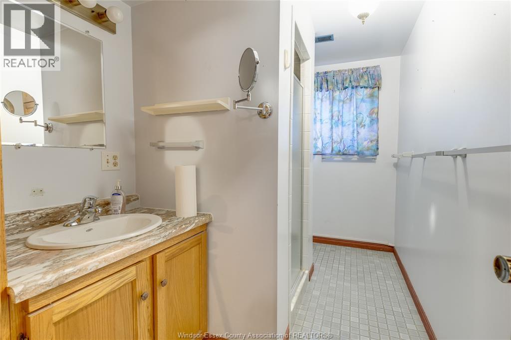 549 Estate Park, Tecumseh, Ontario  N8N 3C5 - Photo 26 - 25027704