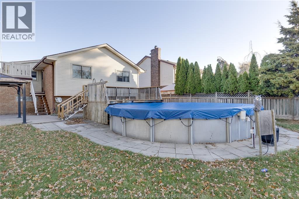 549 Estate Park, Tecumseh, Ontario  N8N 3C5 - Photo 3 - 25027704