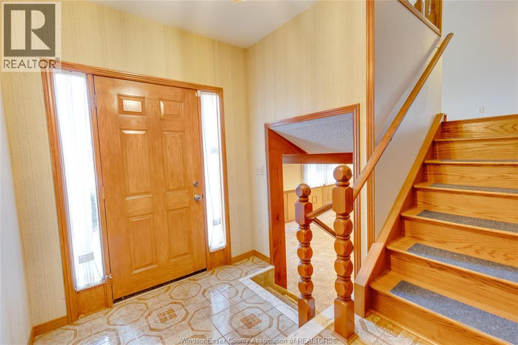 549 Estate Park, Tecumseh, Ontario  N8N 3C5 - Photo 7 - 25027704