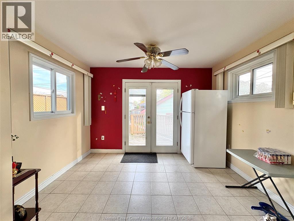 1794 Gladstone Unit# Back, Windsor, Ontario  N8W 2N3 - Photo 5 - 25027652