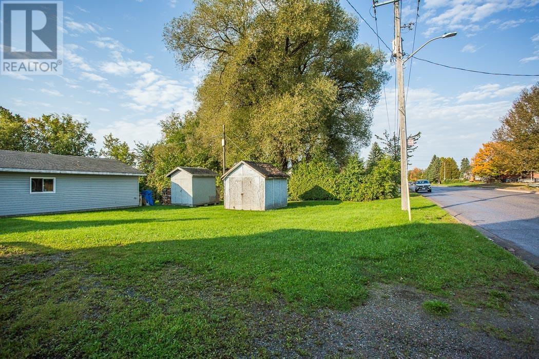 299 Goulais Ave, Sault Ste. Marie, Ontario P6C 5A2 - Photo 27 - SM252879