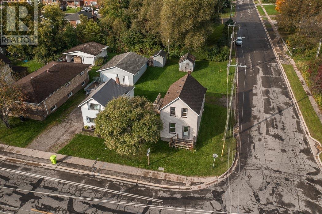 299 Goulais Ave, Sault Ste. Marie, Ontario P6C 5A2 - Photo 33 - SM252879