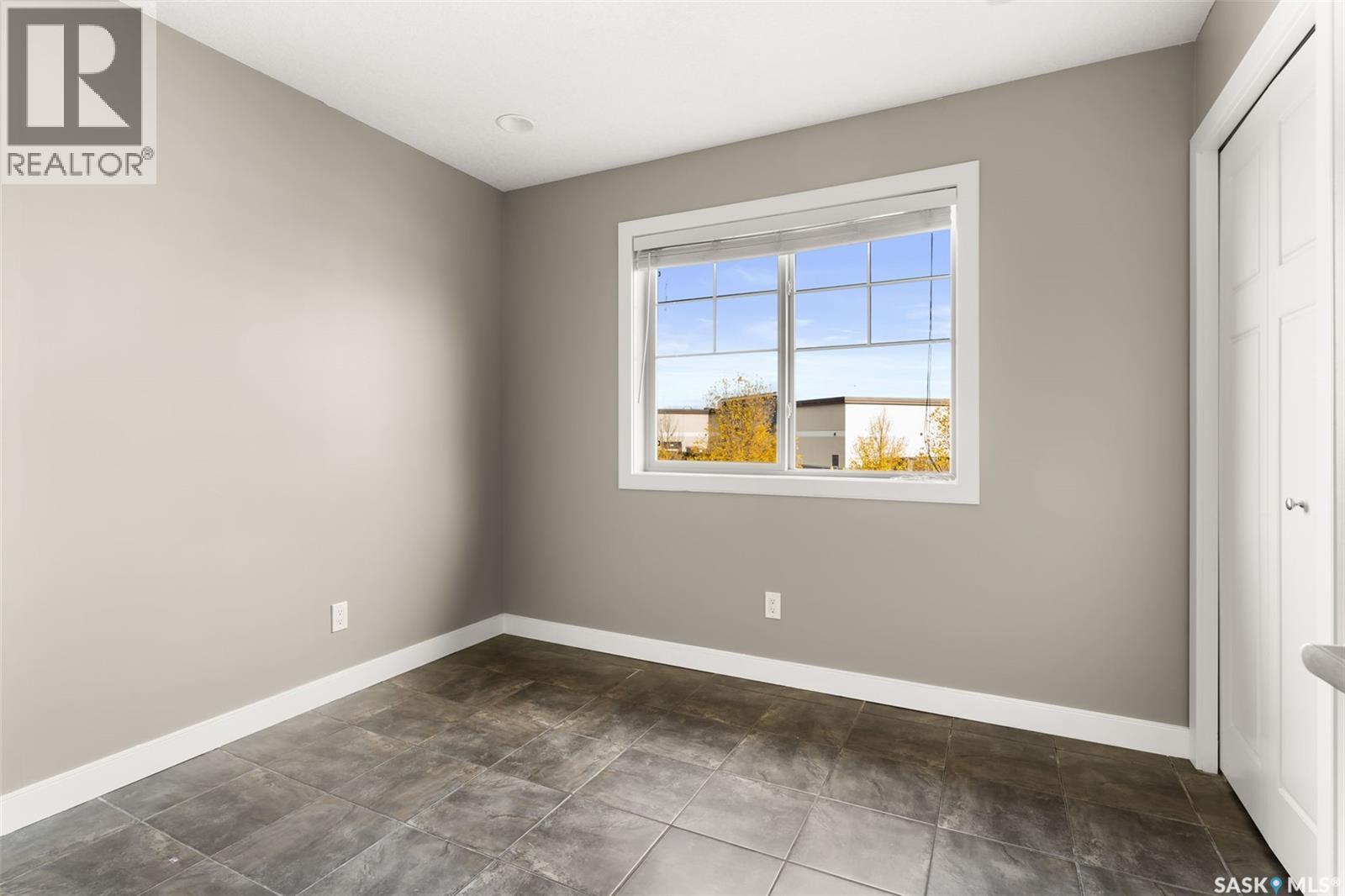 69 5035 James Hill Road, Regina, Saskatchewan  S4W 0B9 - Photo 17 - SK022144