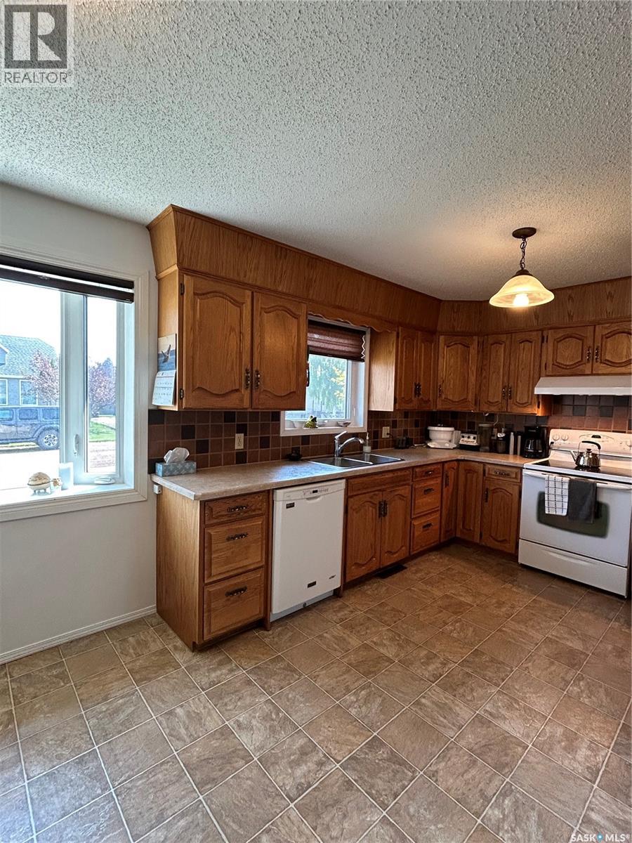 5 Main Crescent, Muenster, Saskatchewan  S0K 2Y0 - Photo 10 - SK022069