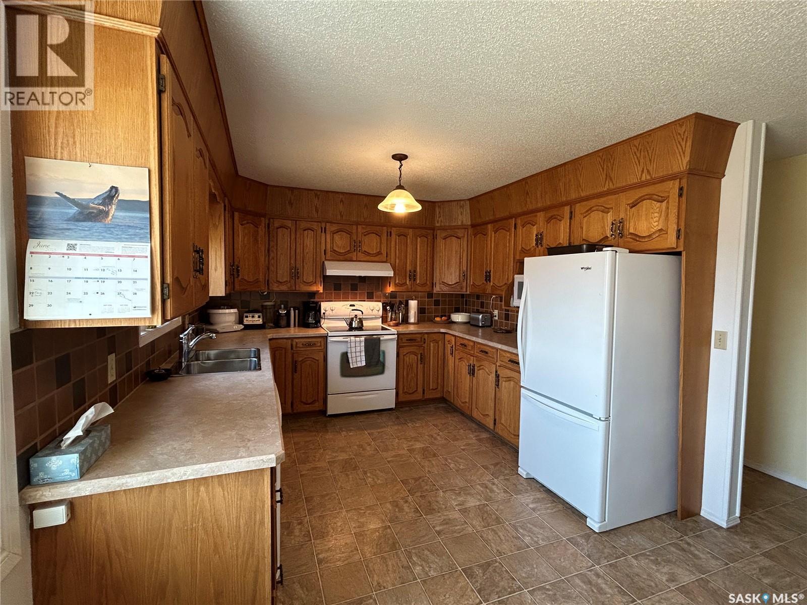 5 Main Crescent, Muenster, Saskatchewan  S0K 2Y0 - Photo 12 - SK022069