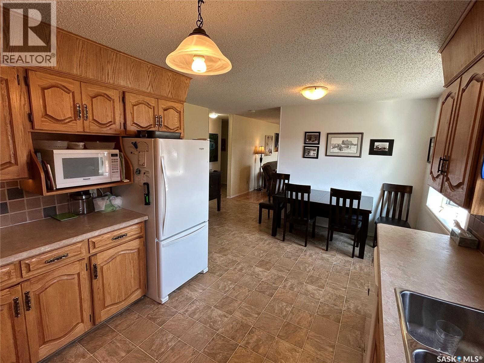 5 Main Crescent, Muenster, Saskatchewan  S0K 2Y0 - Photo 13 - SK022069