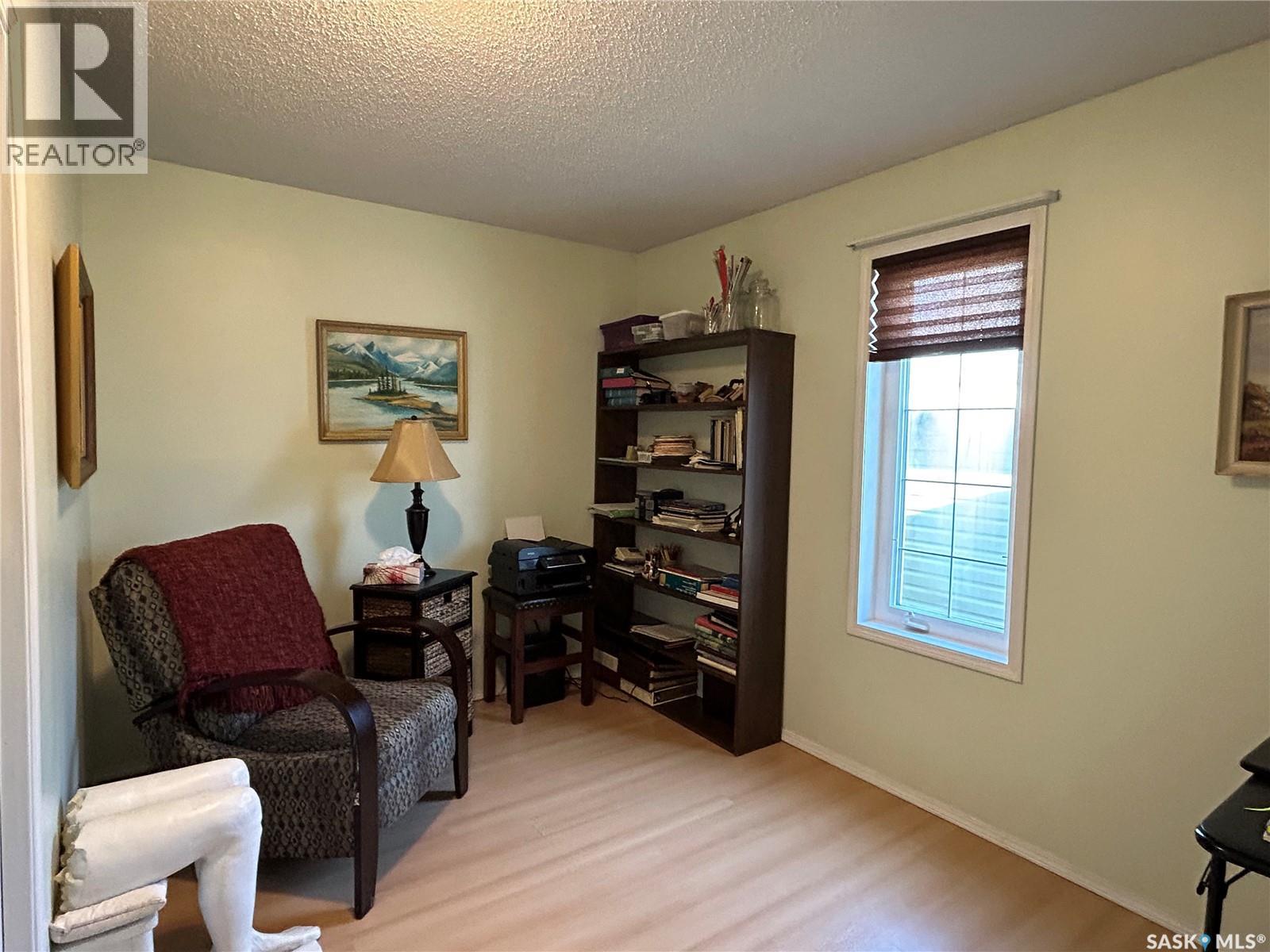 5 Main Crescent, Muenster, Saskatchewan  S0K 2Y0 - Photo 18 - SK022069