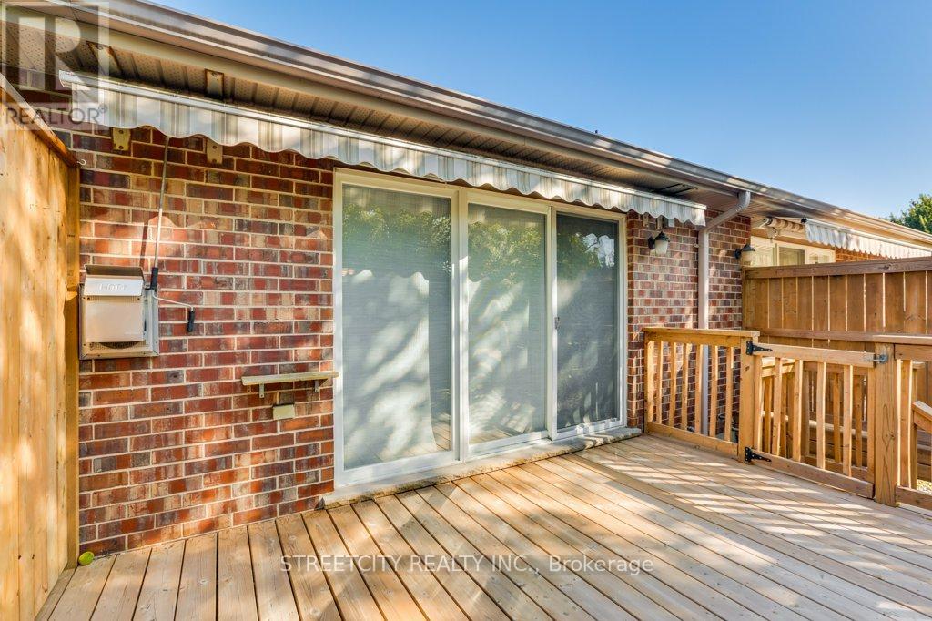 29 - 680 Commissioners Road, London South, Ontario  N6K 4T8 - Photo 40 - X12419139