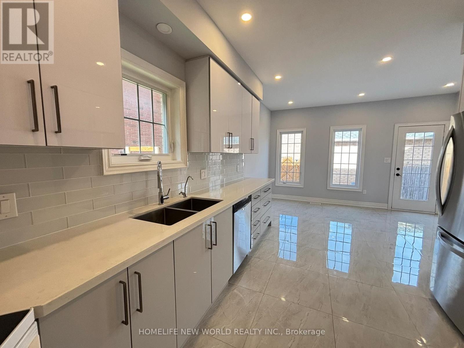 2336 Bur Oak Avenue, Markham, Ontario  L6E 1L6 - Photo 10 - N12496538