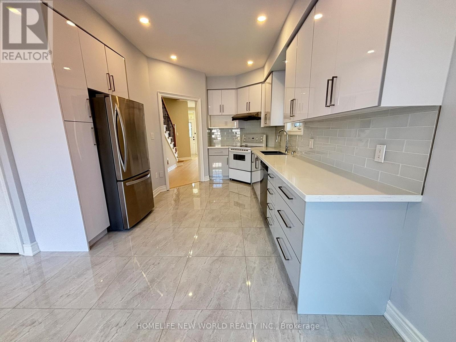 2336 Bur Oak Avenue, Markham, Ontario  L6E 1L6 - Photo 8 - N12496538