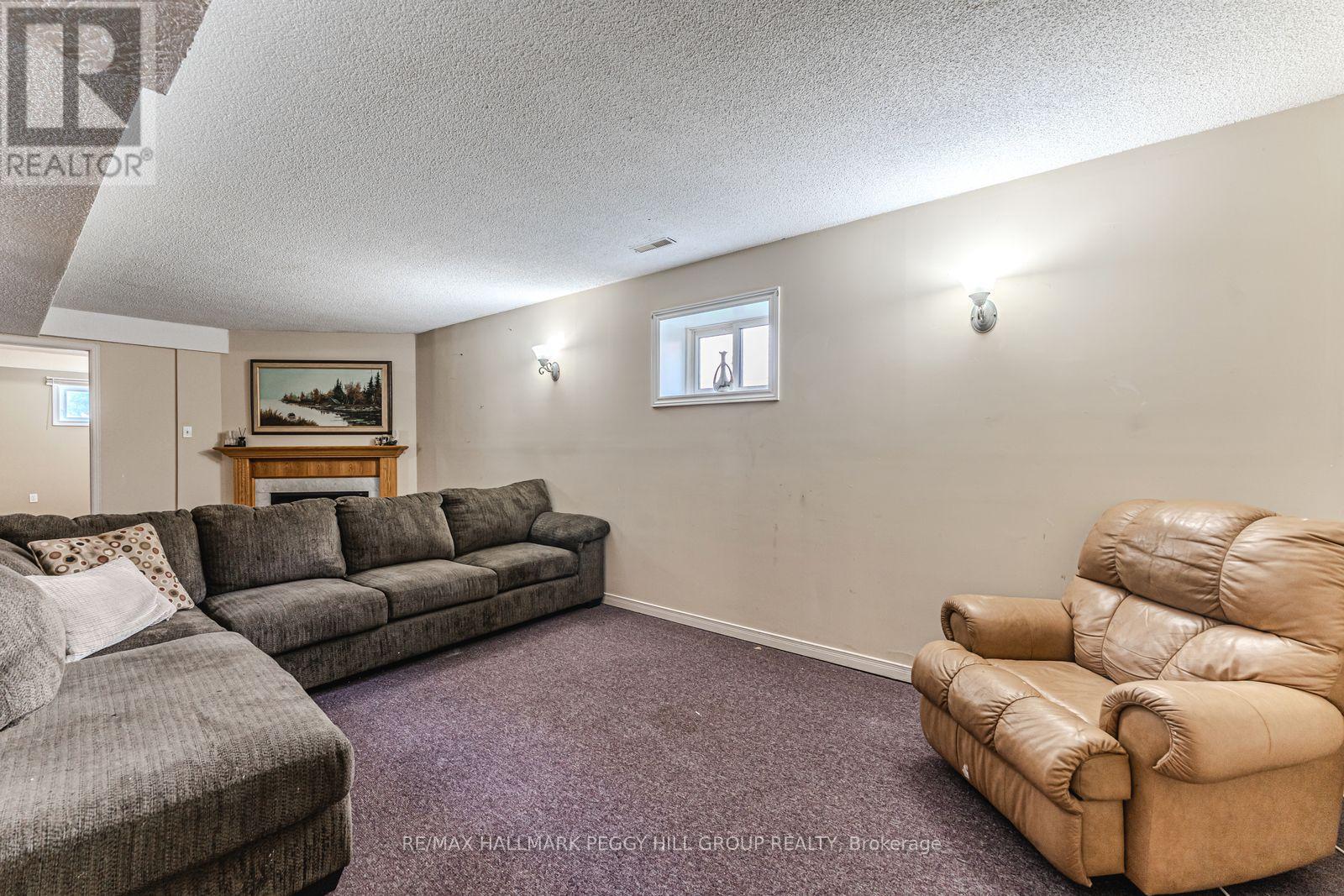 29 Silver Birch Avenue, Wasaga Beach, Ontario  L9Z 1B7 - Photo 14 - S12462695